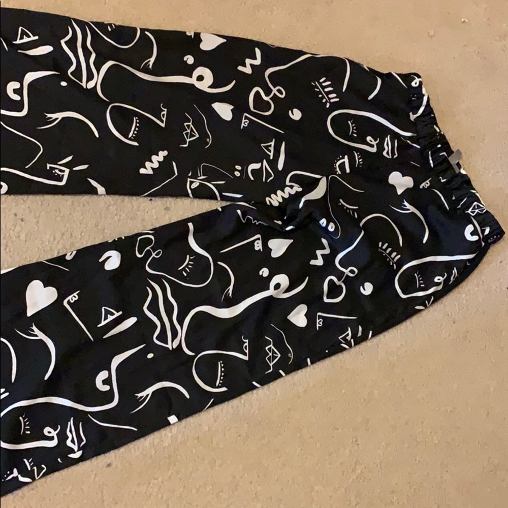 Satan black and white pajama pants - Picture 3 of 3